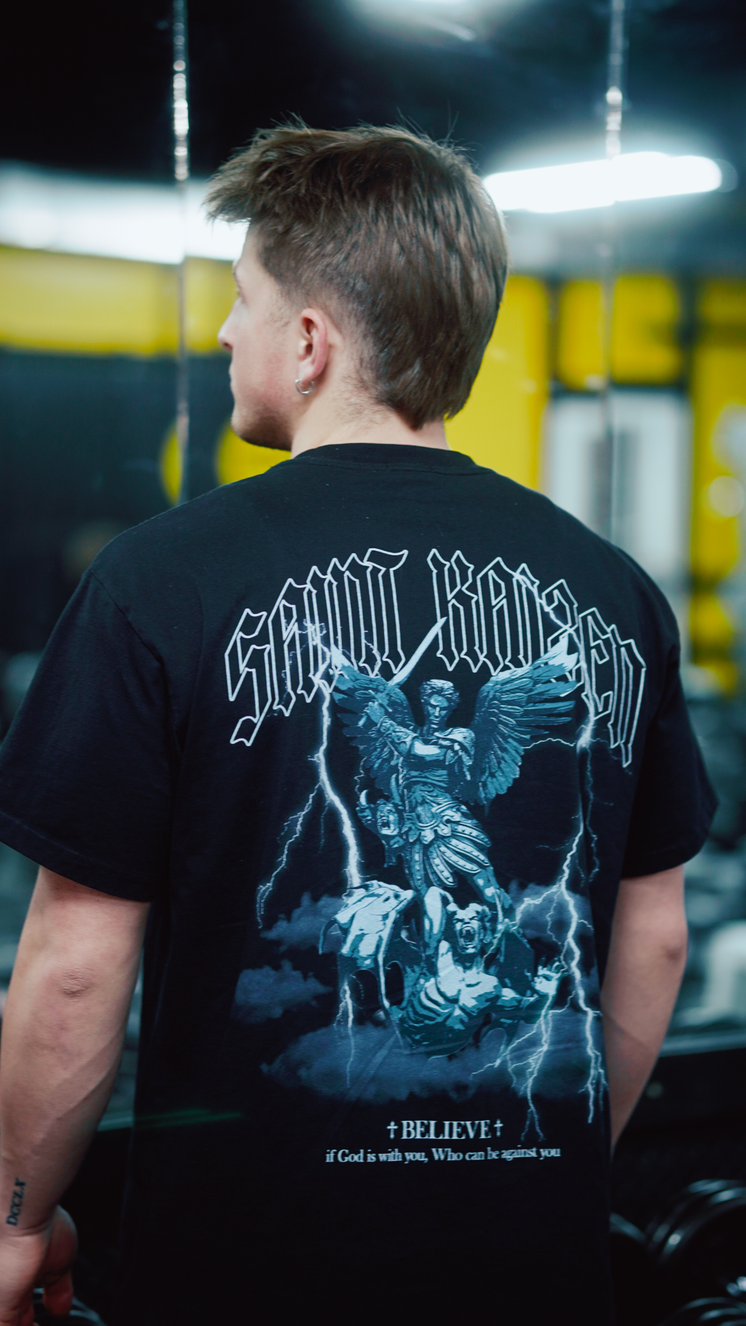 Saint Kaizen Christian gym wear shirt. Features the bold Believe T-Shirt - Black spiritual design. Oversize fit made from premium 220gr cotton.