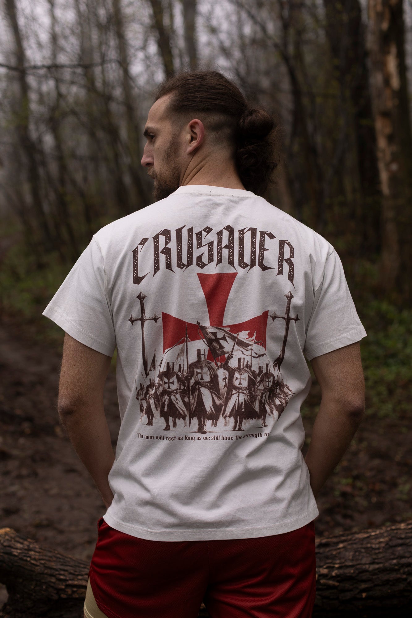 Saint Kaizen Christian gym wear shirt. Features the bold Crusader March T-Shirt - White spiritual design. Oversize fit made from premium 220gr cotton.