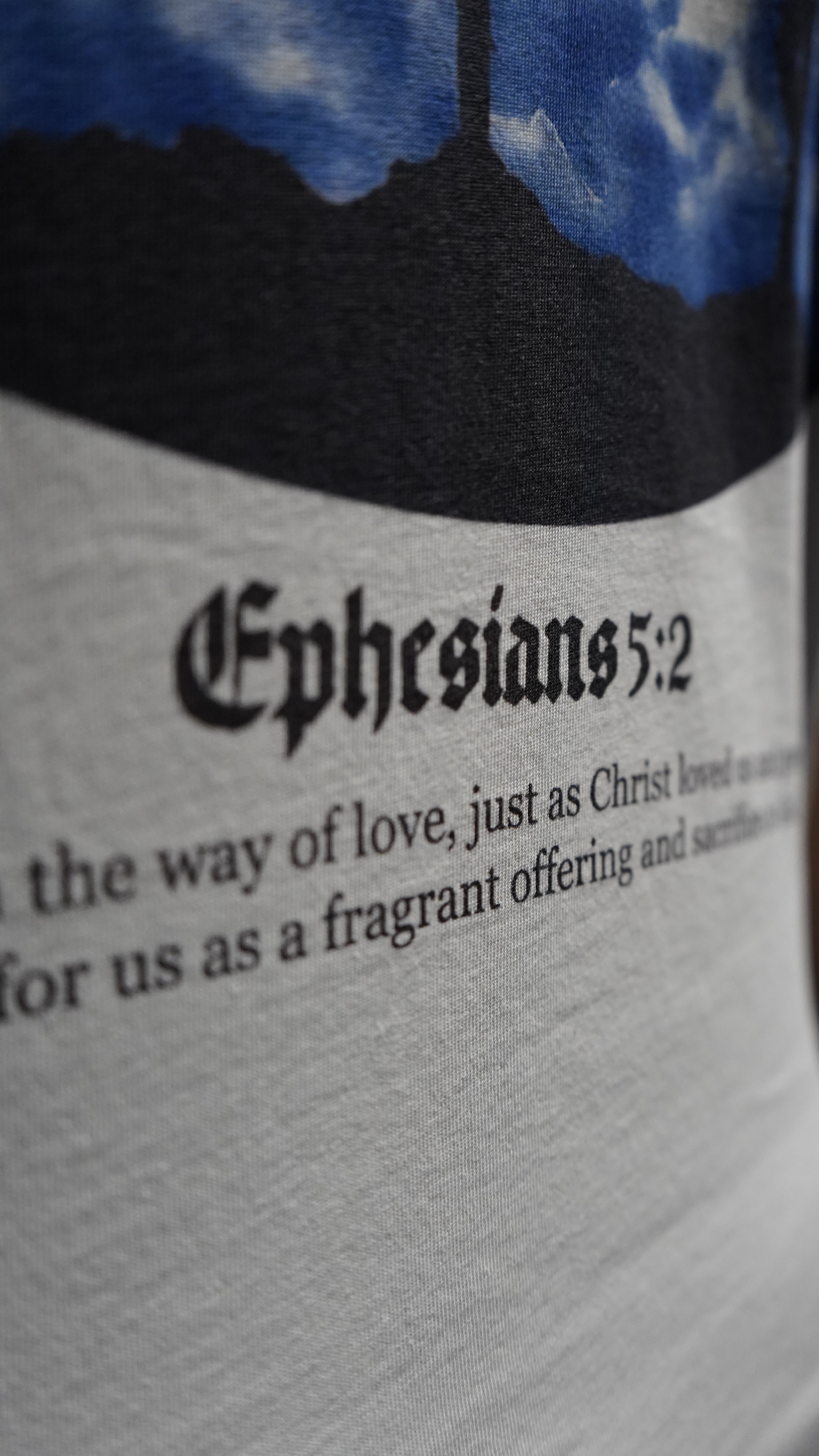Saint Kaizen Christian gym wear shirt. Features the bold Ephesians 5:2 T-Shirt - White spiritual design. Oversize fit made from premium 220gr cotton.
