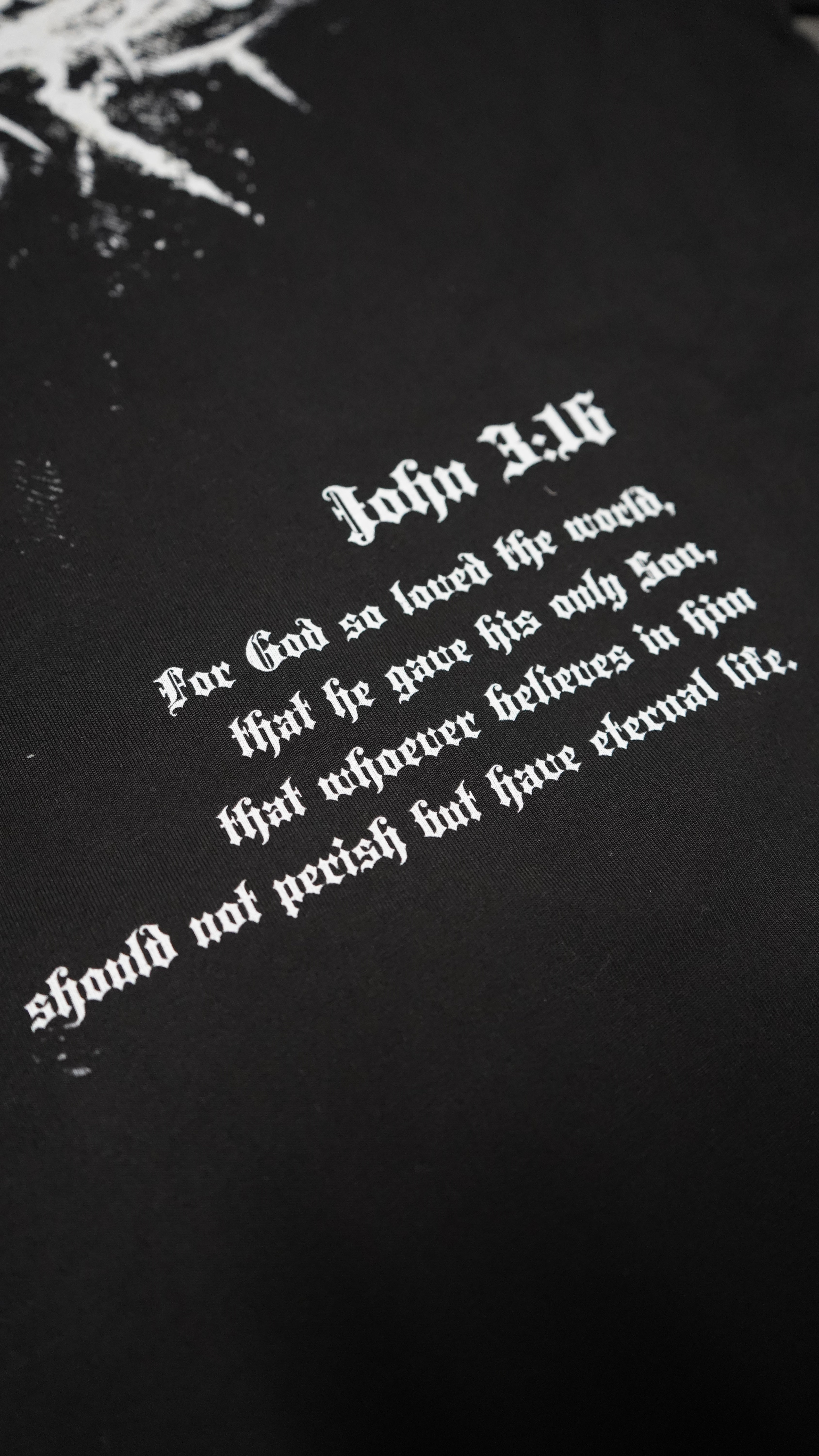 Saint Kaizen Christian gym wear shirt. Features the bold John 3:16 T-Shirt spiritual design. Oversize fit made from premium 220gr cotton.