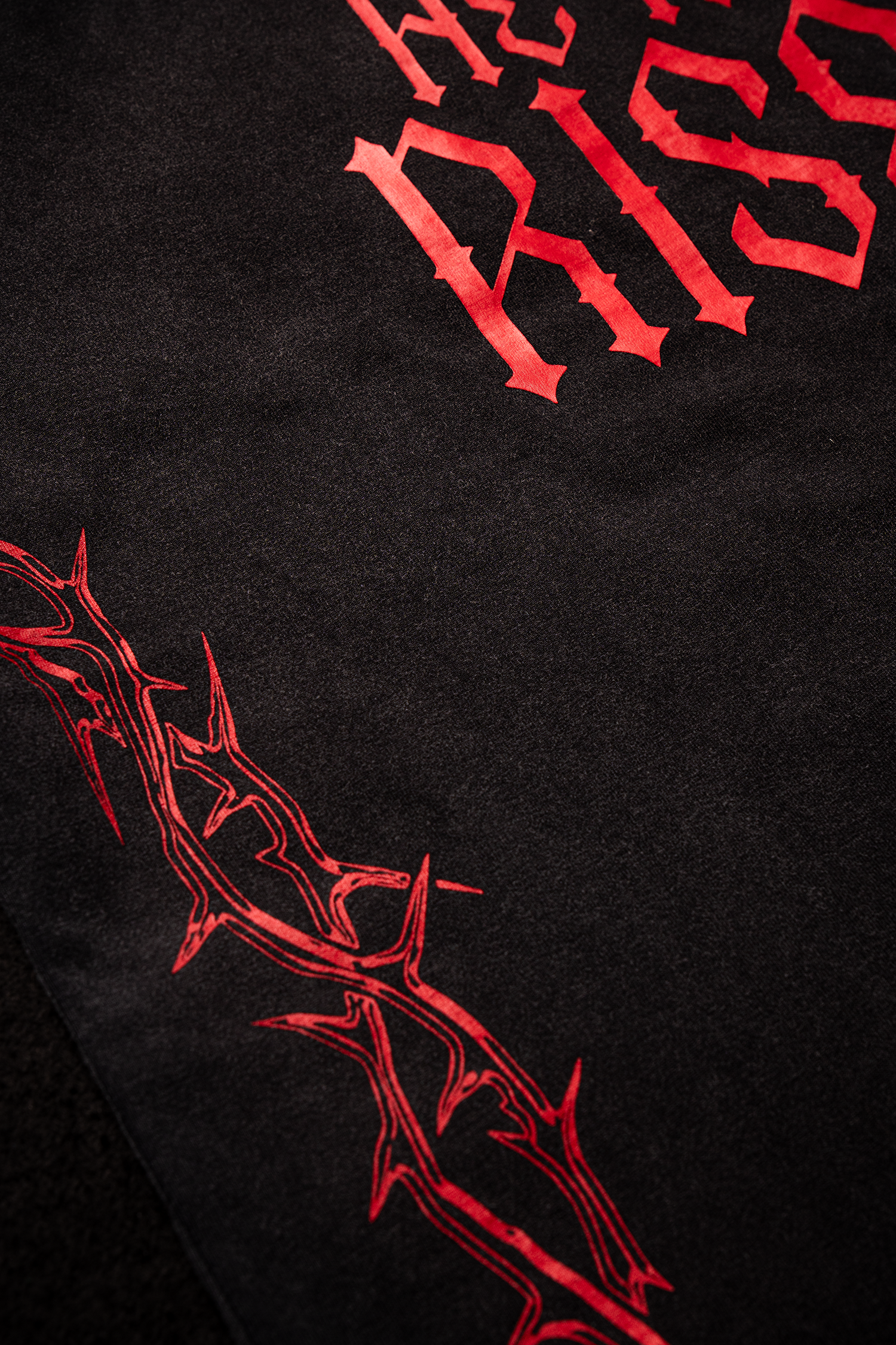 Saint Kaizen Christian gym wear shirt. Features the bold Risen T-Shirt - Acid Wash spiritual design. Oversize fit made from premium 220gr cotton.