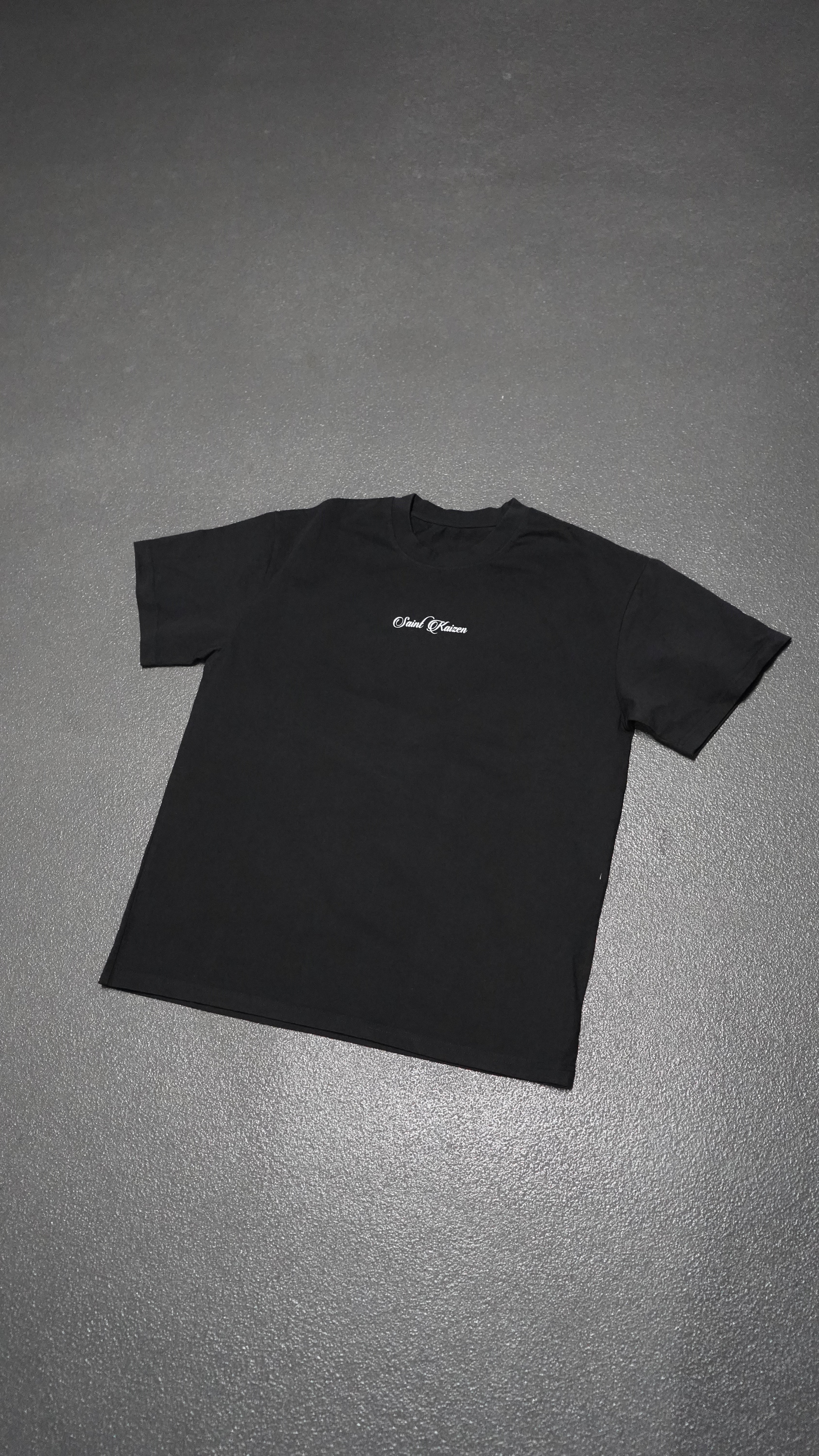 Saint Kaizen Christian gym wear shirt. Features the bold Romans 6:5 T-Shirt spiritual design. Oversize fit made from premium 220gr cotton.