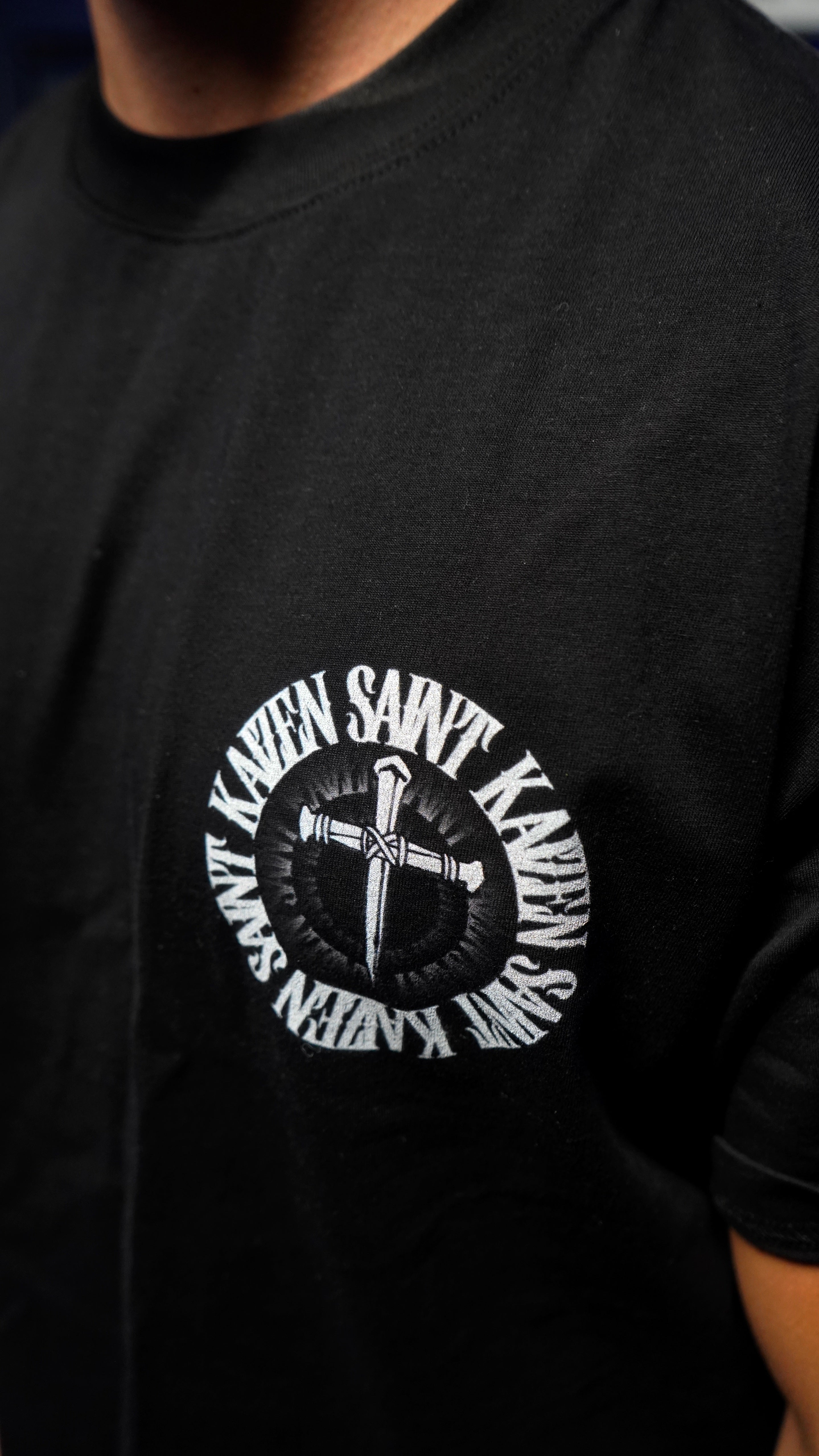 Saint Kaizen Christian gym wear shirt. Features the bold Chalice of Sacrifice T-Shirt - Black spiritual design. Oversize fit made from premium 220gr cotton.