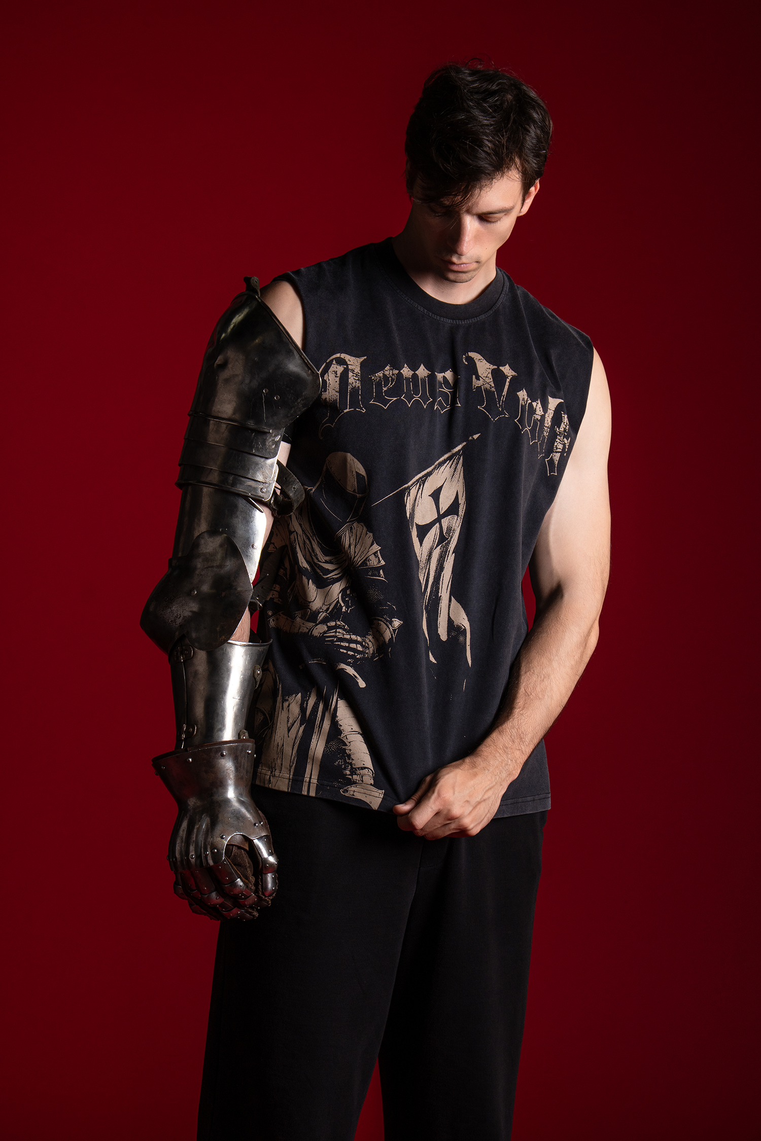 Deus Vult Cut Off Tee
