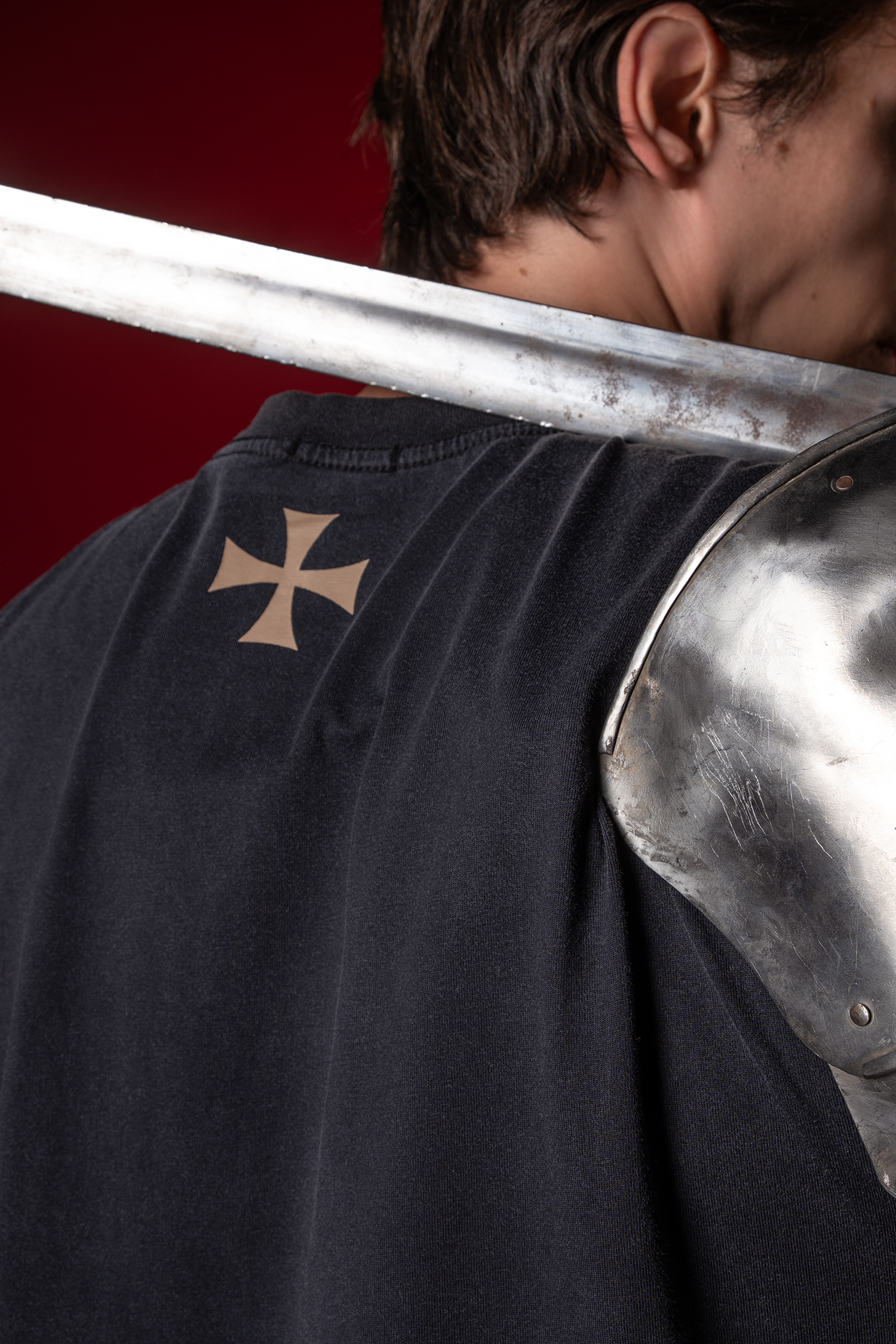 Deus Vult Cut Off Tee