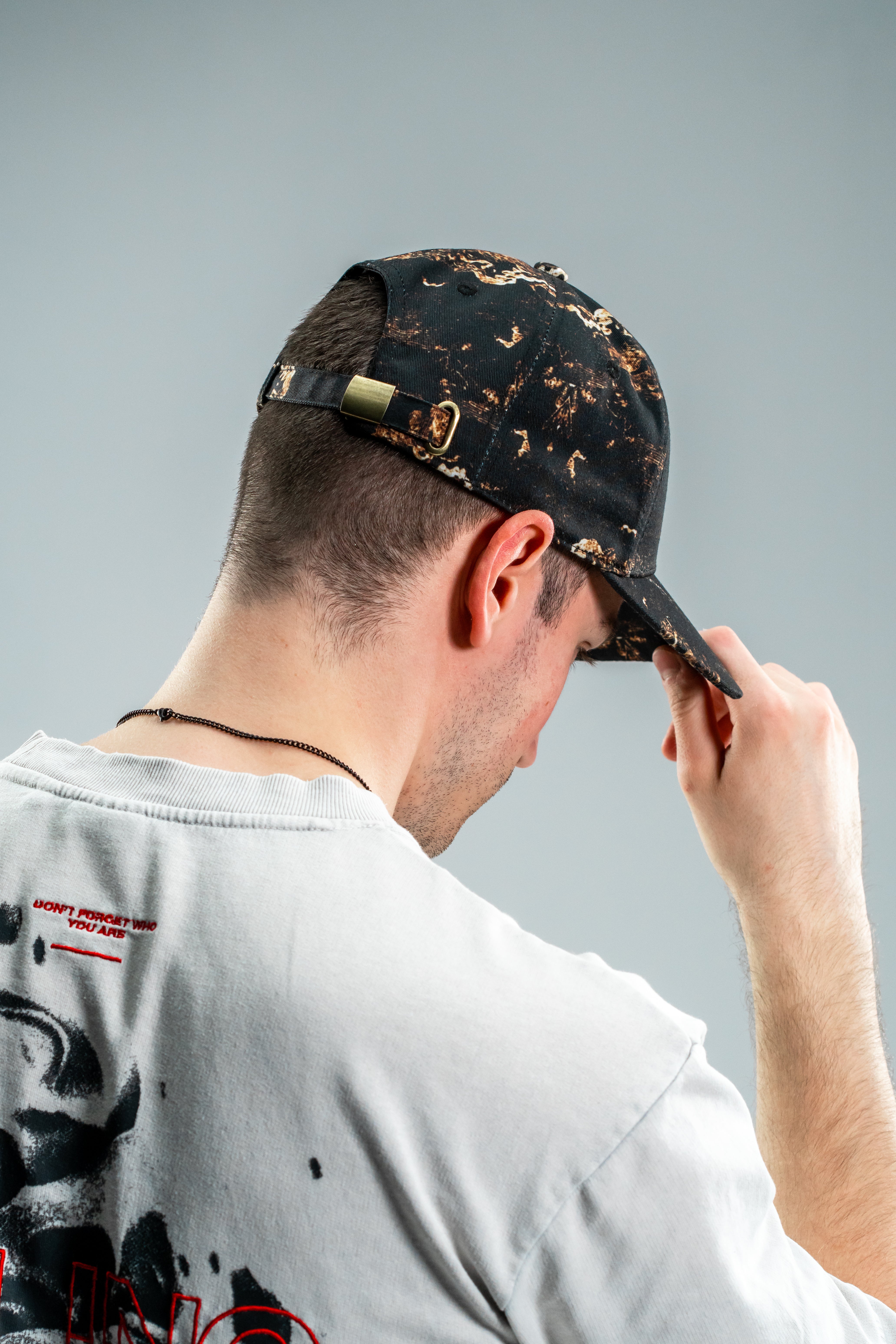 Saint Kaizen premium Christian gym wear [Cross Camo Cap]. Features bold spiritual Artwork, A comfortable cap designed for both the gym and casual wear.