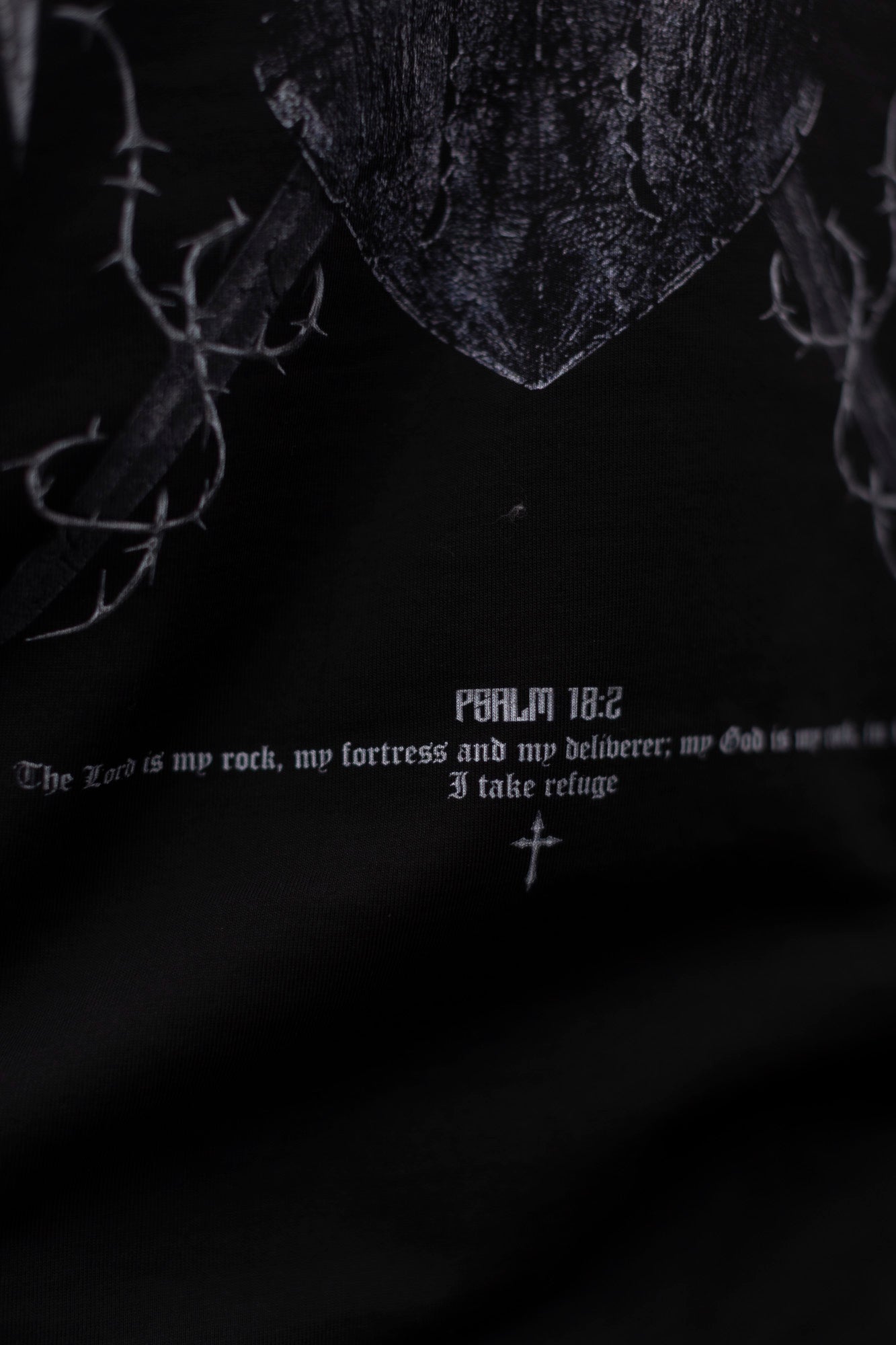 Saint Kaizen Christian gym wear shirt. Features the bold Crusader Helmet T-Shirt spiritual design. Oversize fit made from premium 220gr cotton.