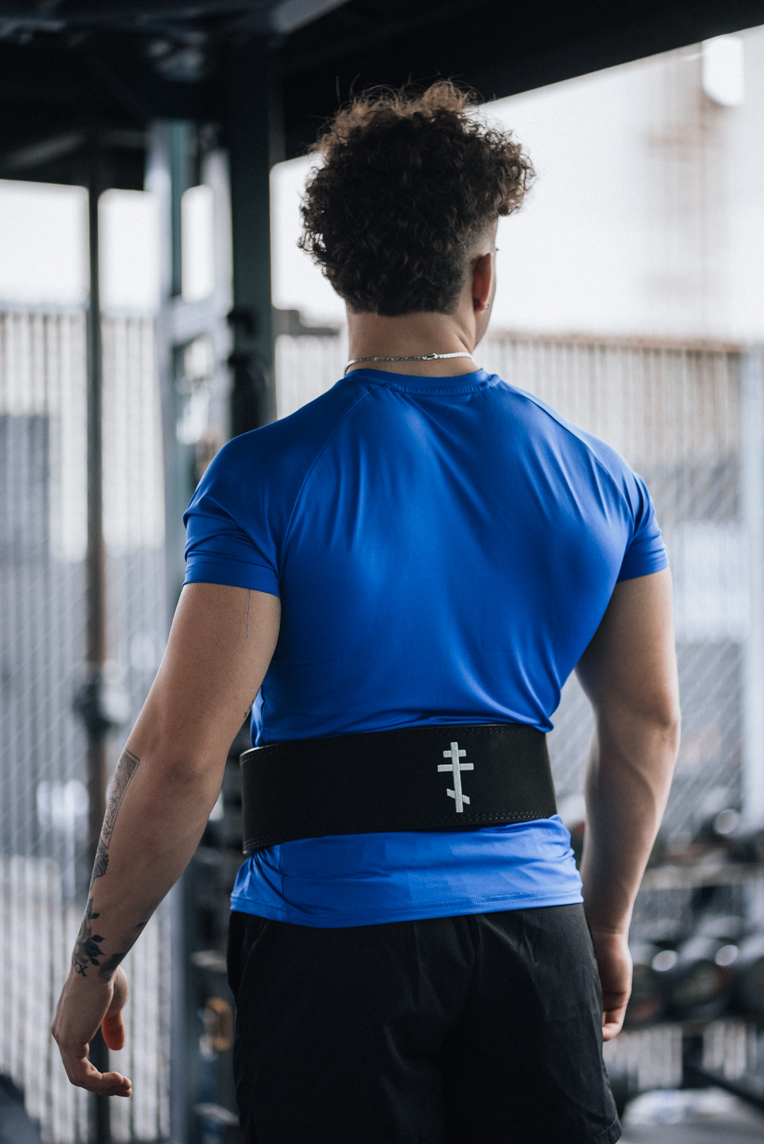 High-performance Orthodox Cross Lever Belt with stainless steel lever buckle, 10mm thickness, and durable construction. Ideal for heavy lifts, weightlifting, and bodybuilding.