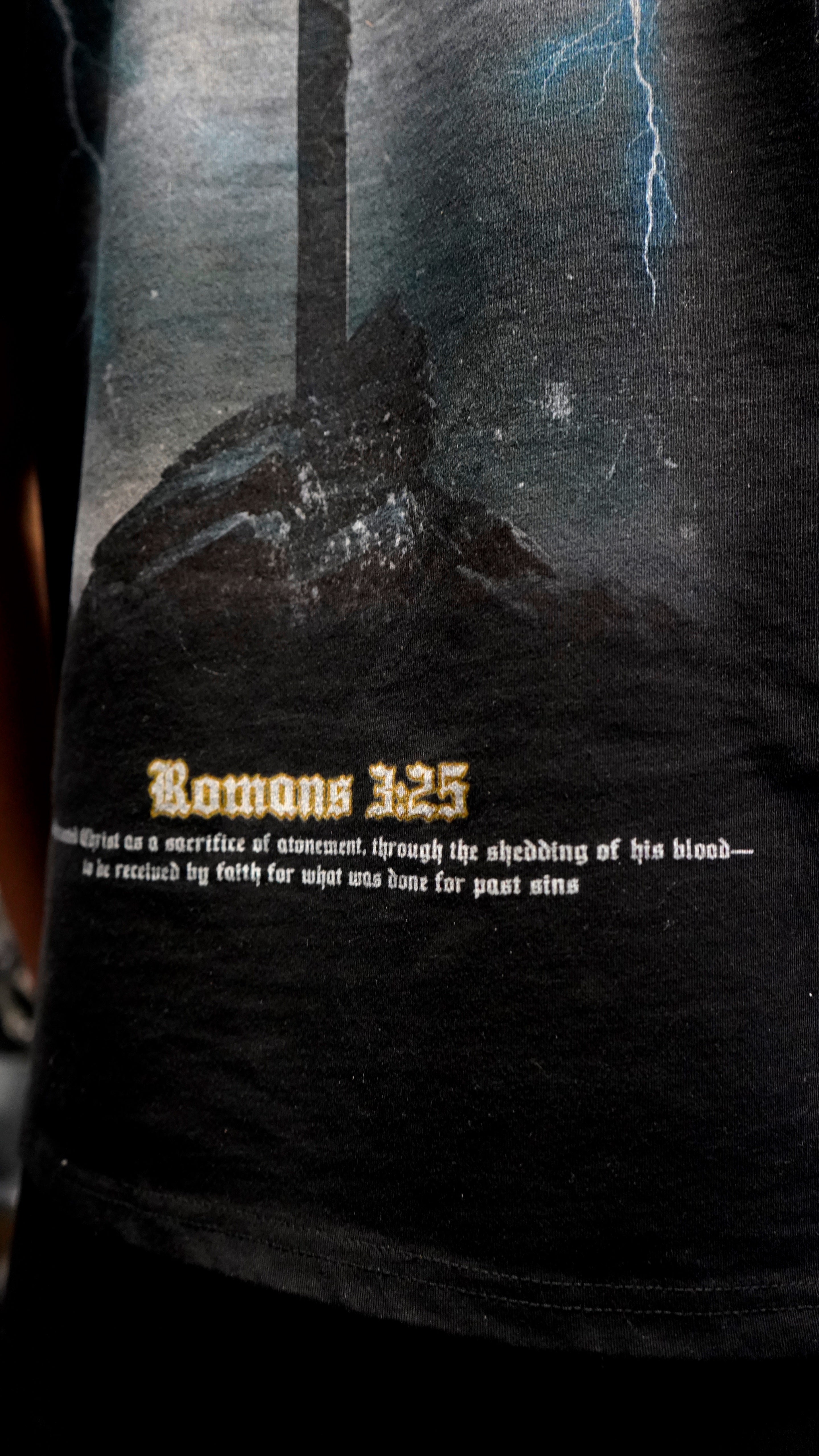 Saint Kaizen Christian gym wear shirt. Features the bold Divine T-Shirt - Black spiritual design. Oversize fit made from premium 220gr cotton.