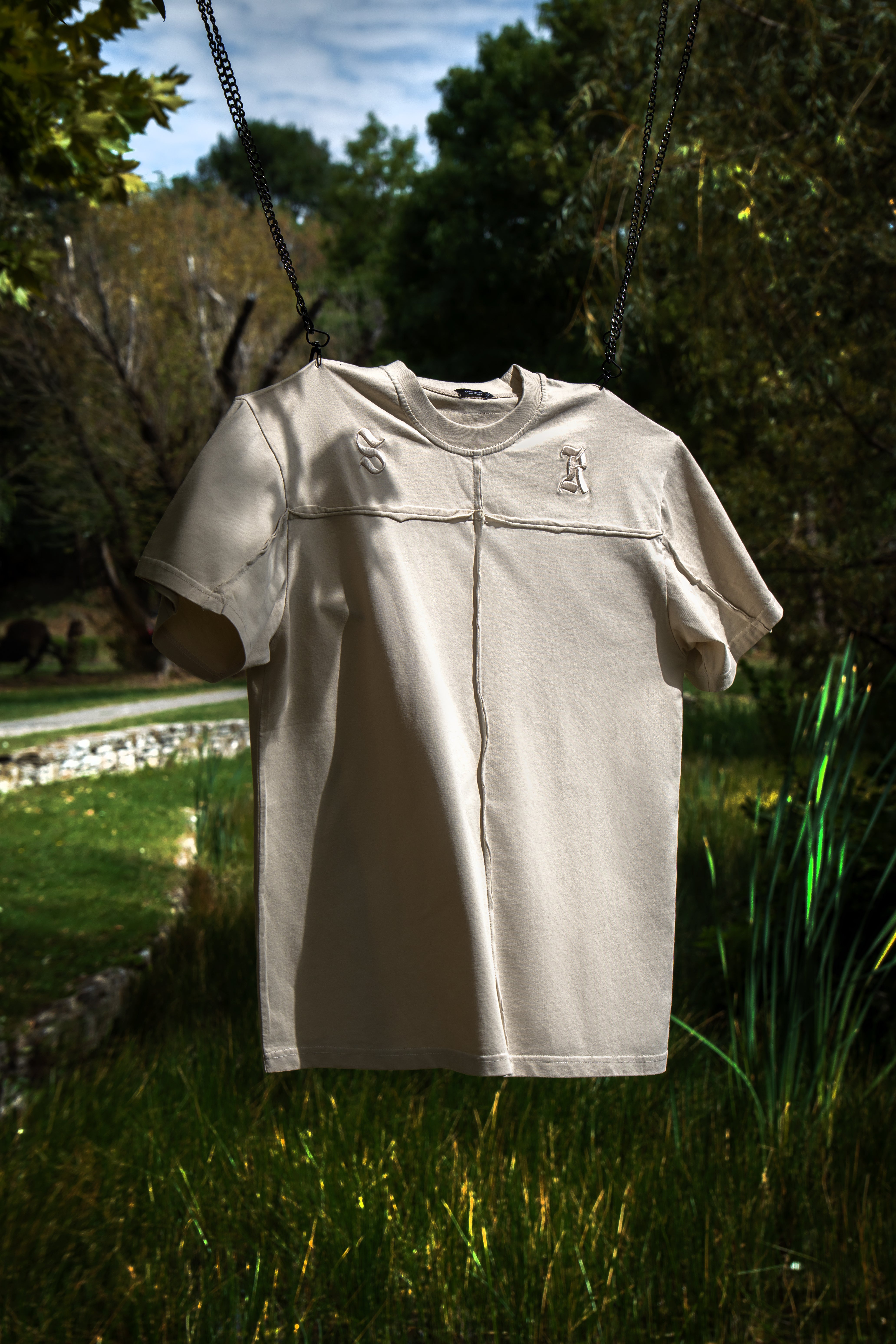 Saint Kaizen Christian gym wear shirt. Features the bold Faithful T-Shirt spiritual design. Oversize fit made from premium 220gr cotton.