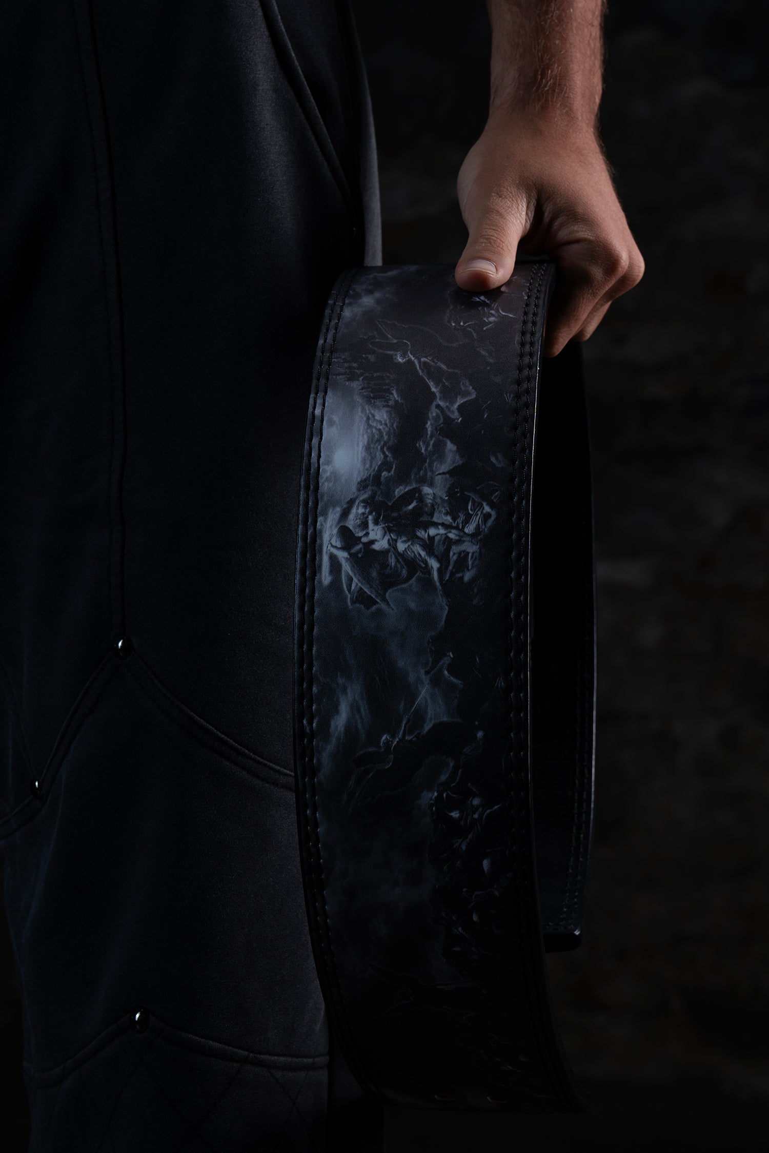 Christian athletes lifting heavy wearing the Saint Kaizen Fear Not Lever Belt. Ideal 10mm Weightlifting belt for Powerlifting and heavy training.