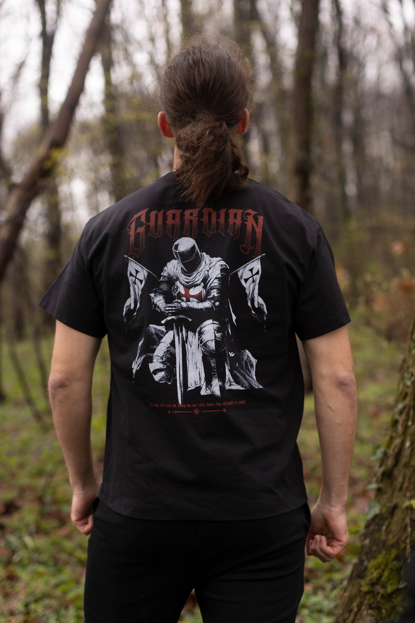 Saint Kaizen Christian gym wear shirt. Features the bold Guardian T-Shirt spiritual design. Oversize fit made from premium 220gr cotton.