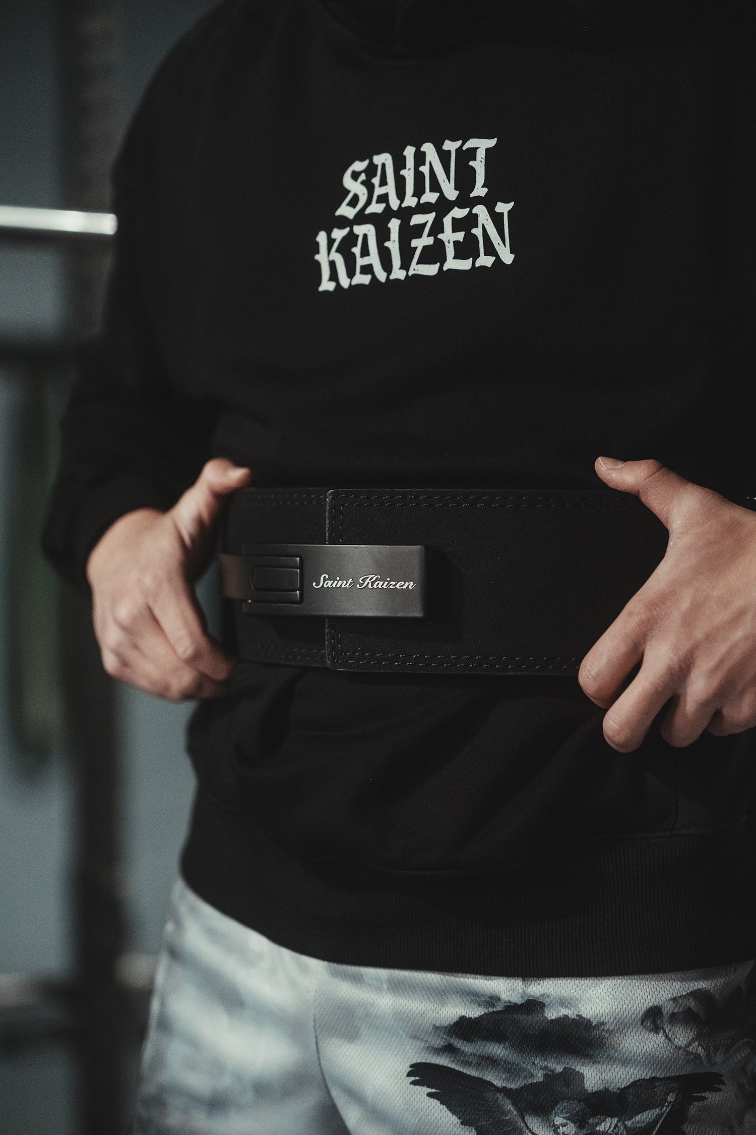 Saint Kaizen Philippians 4:13 Lever Belt (10mm, black) for Powerlifting. Premium Weightlifting belt designed for Christian athletes.