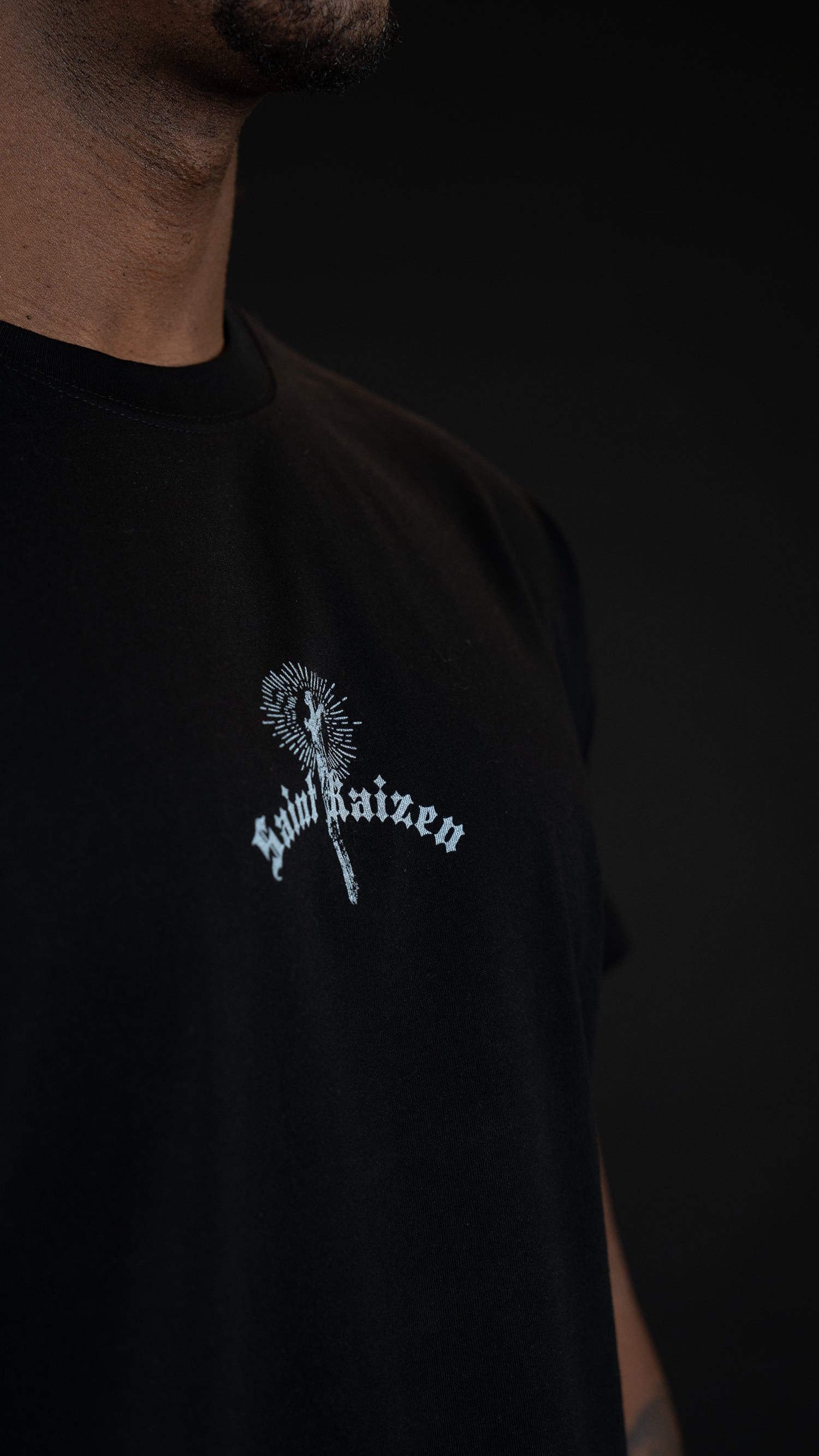 Saint Kaizen Christian gym wear shirt. Features the bold Righteous T-Shirt - Black spiritual design. Oversize fit made from premium 220gr cotton.