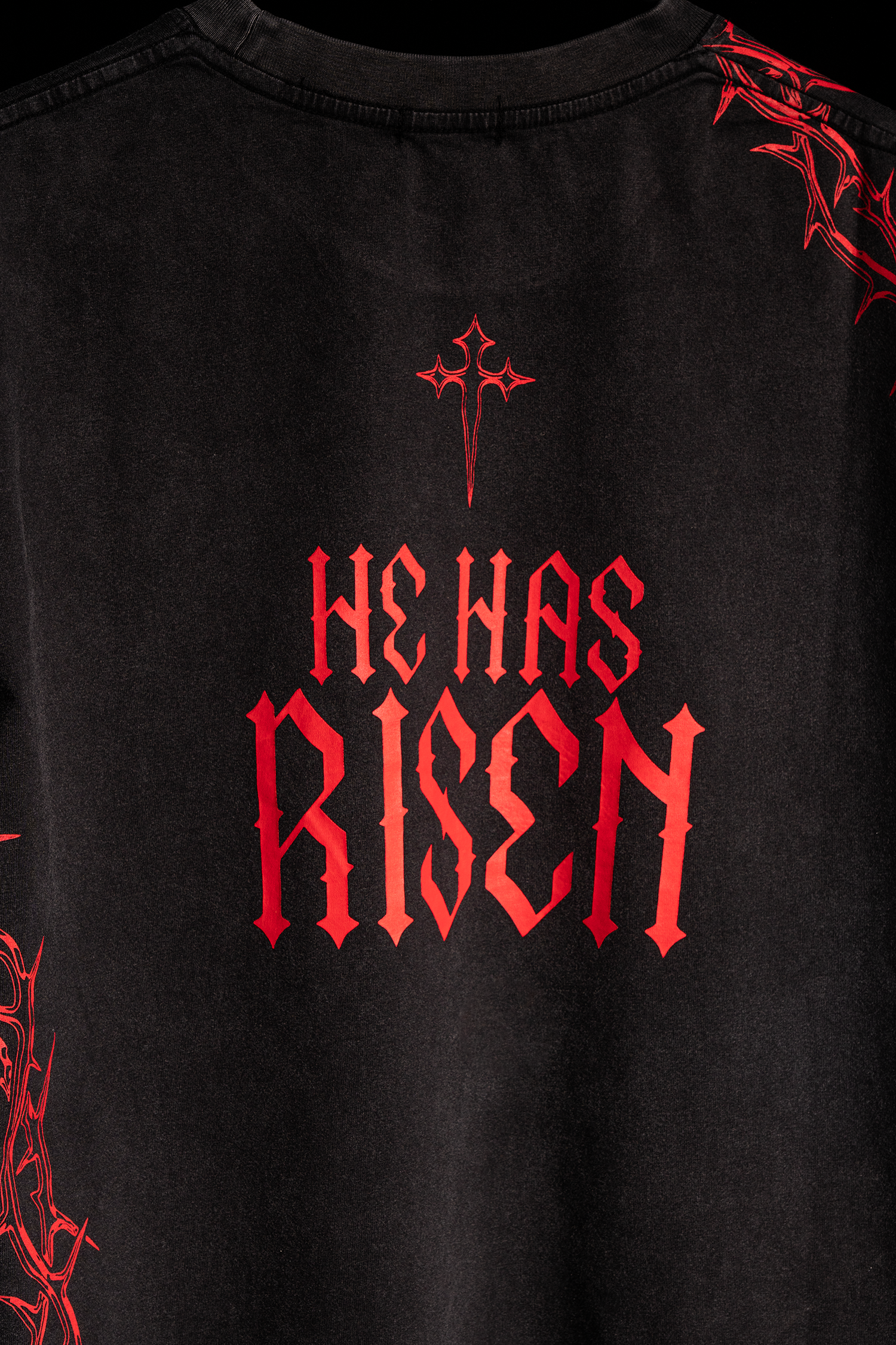 Saint Kaizen Christian gym wear shirt. Features the bold Risen T-Shirt - Acid Wash spiritual design. Oversize fit made from premium 220gr cotton.